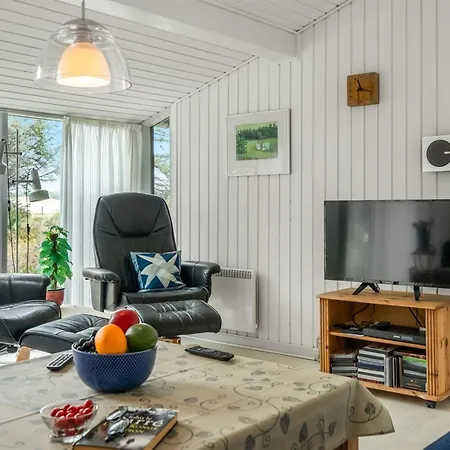 Saila - 1-2km From The Sea By Interhome Hébergement de vacances